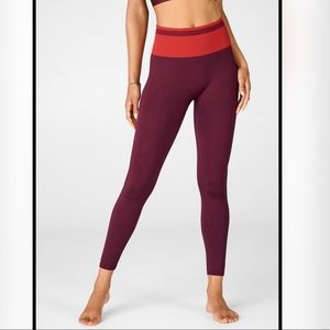 FABLETICS High-Waisted Seamless Stripe 7/8 Legging